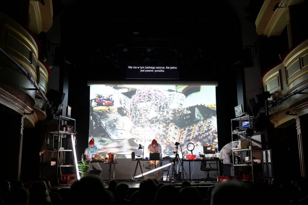 Polska premiera spektaklu „Spy Girls” w Teatrze Starym w Lublinie 1 EAttachments9187369b6bd63077be2ee1af2064dc2e93a3f27 xl