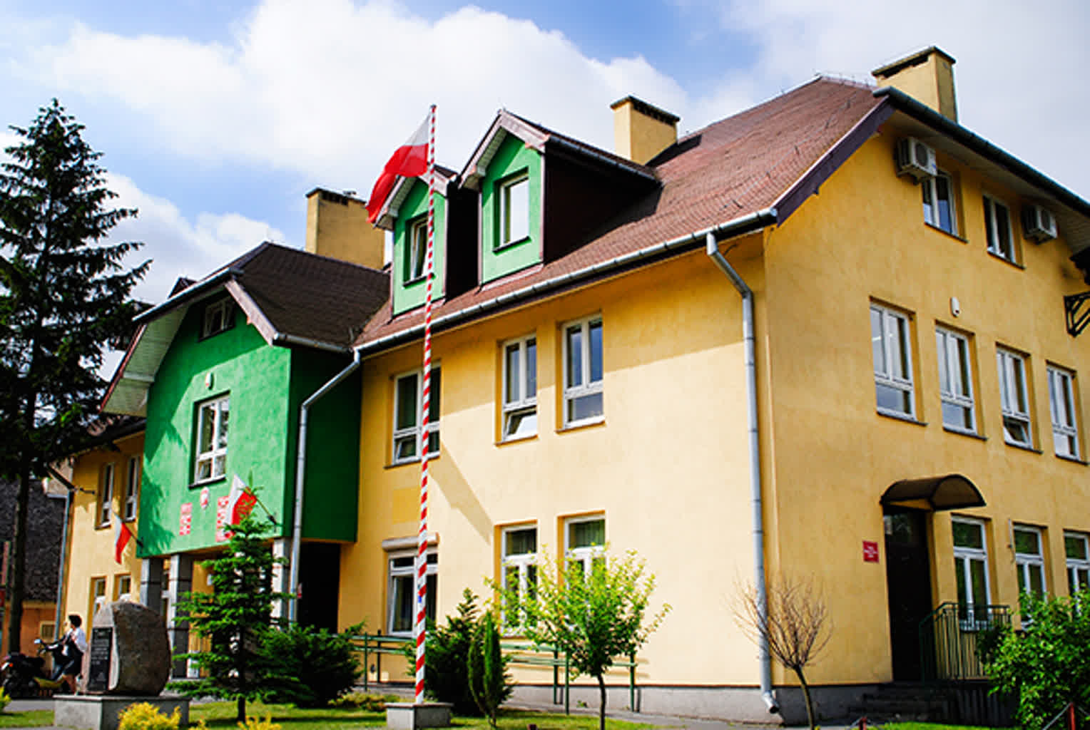 Prokuratura wnioskuje o zawieszenie wójta i zastępcy gminy Wólka