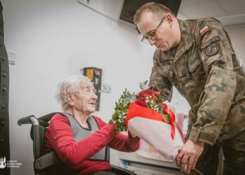 Terytorialsi pamiętają o kombatantach. Czas świątecznych wizyt 6 EAttachments9193240a0ceaeb485868d6618bfcf04e90d1243 xl