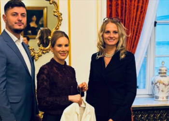 Sukienka Pierwszej Damy na aukcji. Ponad 10 tysięcy złotych dla osób z niepełnosprawnościami 3 EAttachments91942362e56248b5074f101f2ef59d04d3320d7 xl