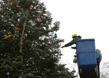 Mieszkańcy lubelskiego osiedla wspólnie ubiorą choinkę 7 EAttachments9194545a0b69b2f938b2b55fca83925b62ec1f3 xl