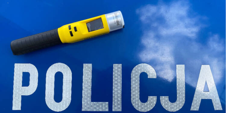 Nie trzeba było alkomatu. Kierowca sam przyznał, że jest pijany 1 EAttachments91960764831911d2b3cd030ecf532e8ac165603 xl