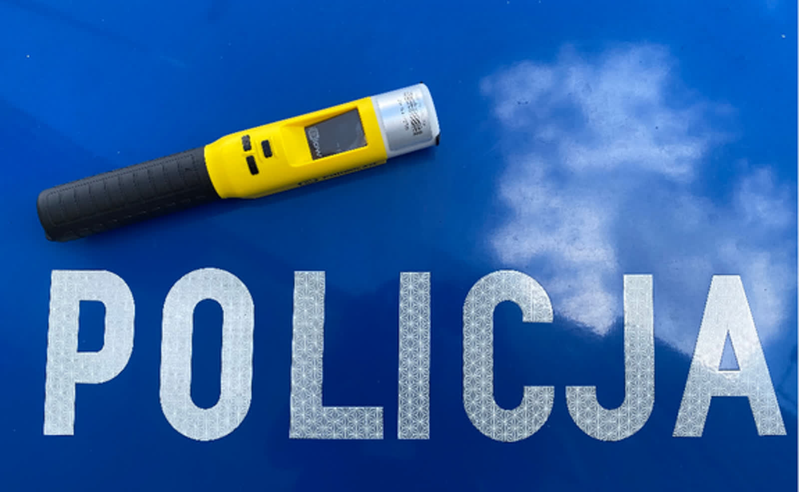 Nie trzeba było alkomatu. Kierowca sam przyznał, iż jest pijany