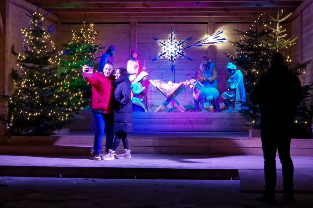 W Lublinie już stoi bożonarodzeniowa szopka 1 EAttachments919712629a594e7f004eafda6f11c14f2ccd139 xl