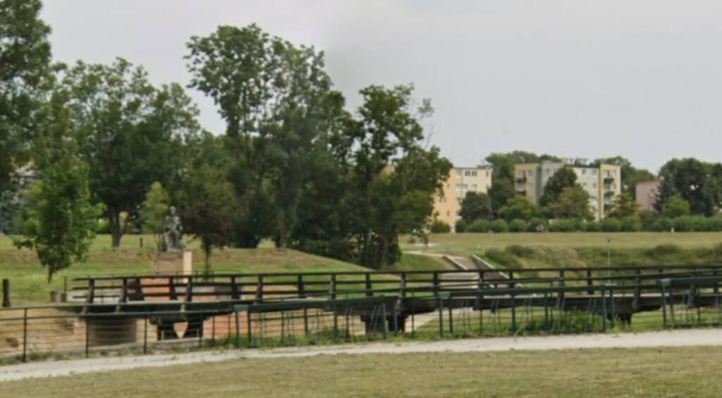 Zamość: na razie nie będzie remontu mostu przy Nowej Bramie Lubelskiej 1 EAttachments9198096638a44ef54f766c2ed550b04dfd0bab7 xl