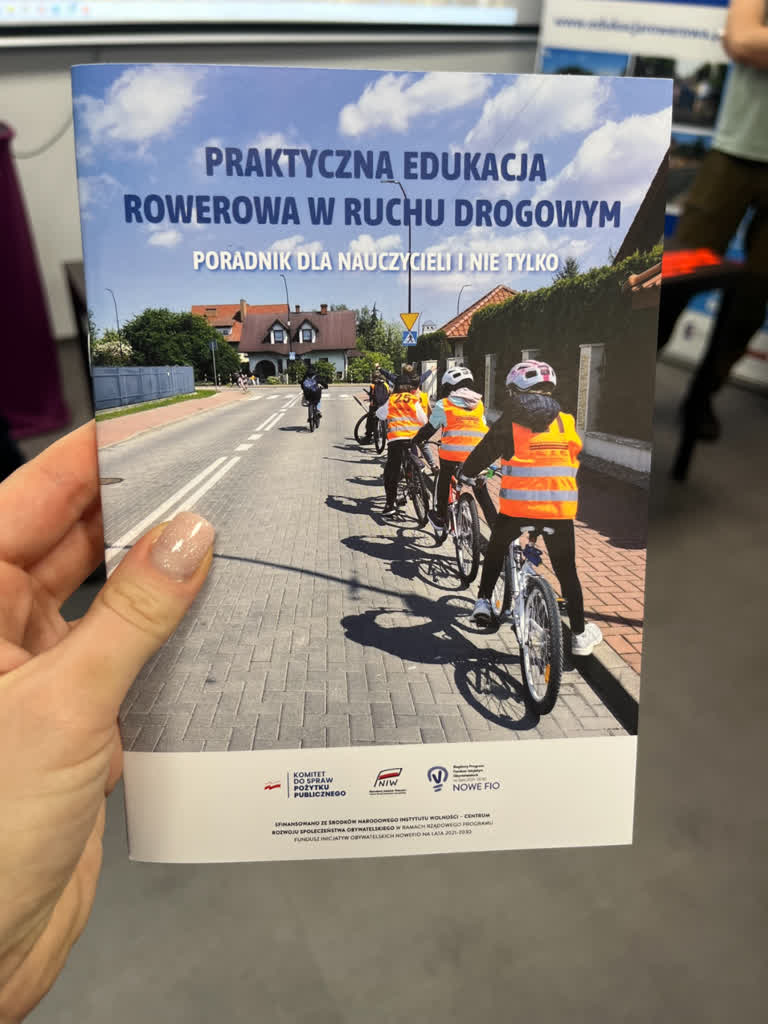Pierwszy taki w Polsce. Rowerowy poradnik pomoże nauczycielom 3 image00001.jpeg