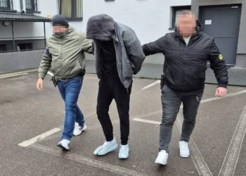 Rutynowa kontrola zakończyła się aresztem. 20-latek z dużą ilością narkotyków 7 EAttachments920000531f3e9dafa7f330ed9e12b32f74961a3 xl