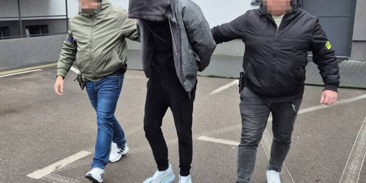 Rutynowa kontrola zakończyła się aresztem. 20-latek z dużą ilością narkotyków 1 EAttachments920000531f3e9dafa7f330ed9e12b32f74961a3 xl