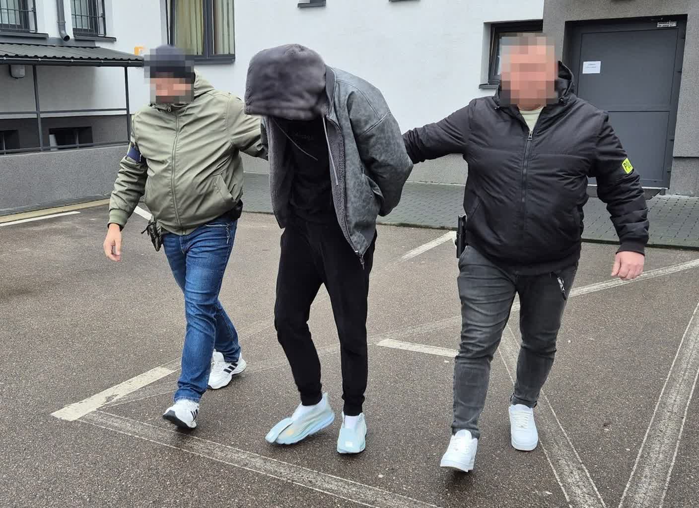 Rutynowa kontrola zakończyła się aresztem. 20-latek z dużą ilością narkotyków