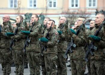 Przysięga żołnierzy dobrowolnej służby wojskowej w Lublinie 2 EAttachments9200425cb34db1ca8db909577435b5761c18035 xl