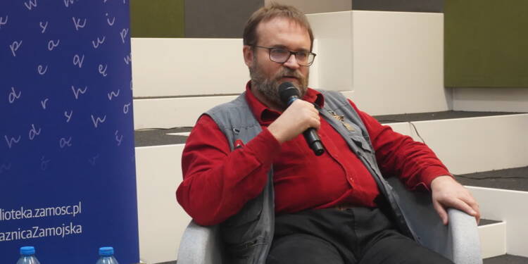 Andrzej Pilipiuk w Książnicy Zamojskiej 1 EAttachments92008645268d0d61efd155db9ddcd95a1b5bae3 xl