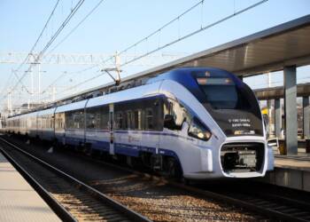 Zawiozą nawet do Berlina. Więcej pociągów w Lubelskiem 2 EAttachments9200942a0873f0436a26dc2b6a66e34cc1e6a36 xl