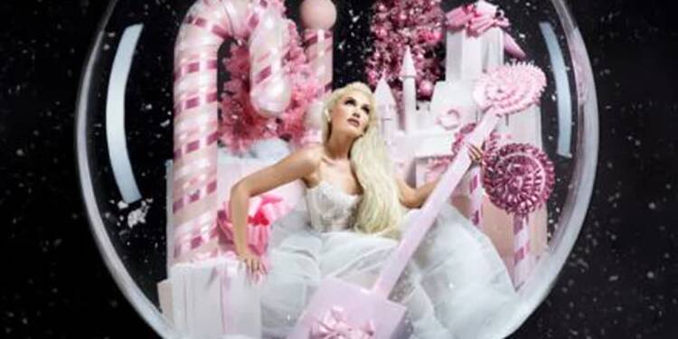 ZAGRANICZNA PŁYTA TYGODNIA - "You make it feel like Christmas" 1 EAttachments9202258c0c6cd7ef4a8c1b9e5124c21425efd47 xl