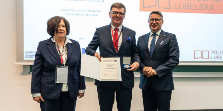 EAttachments9203336ad91952d9b6bc3b37491454ed4f54da1 xl