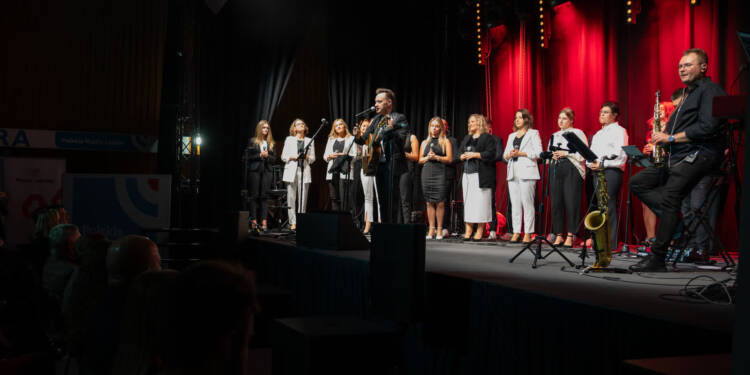 „Emmanuel. Pieśń o narodzeniu”. Gospel Rain w Radiu Lublin 1 EAttachments92065643548184804da79691276c081105494c4 xl