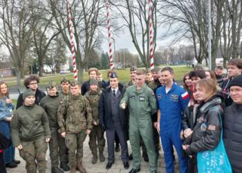 EAttachments92075545076ae0c9c115bdeae812ec598042102 xl