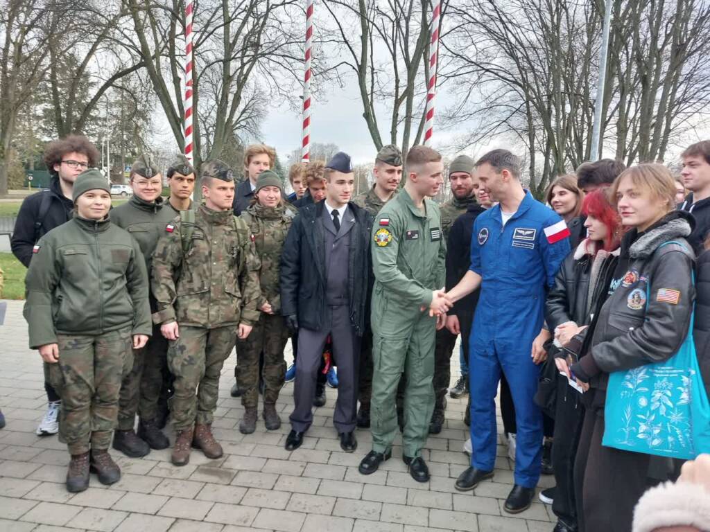 EAttachments9207965dd6cd1ce6f839ffcbefd11e6ff338729 xl