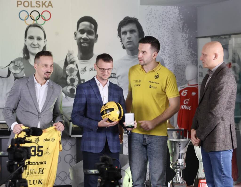 „Historia Sportem Pisana”. Spotkanie z Marcinem Komendą 2 EAttachments92083211bdb03ea7cb91b1feaa3f7d63bdf0300 xl 1