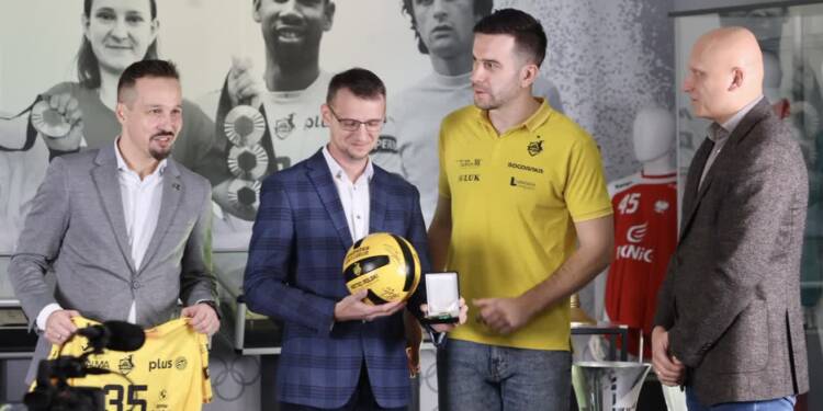 „Historia Sportem Pisana”. Spotkanie z Marcinem Komendą 1 EAttachments92083211bdb03ea7cb91b1feaa3f7d63bdf0300 xl 1