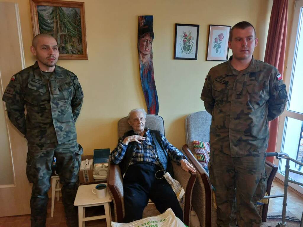 EAttachments92121133e6bbb32ba98436a3e69af280d8e5d85 xl