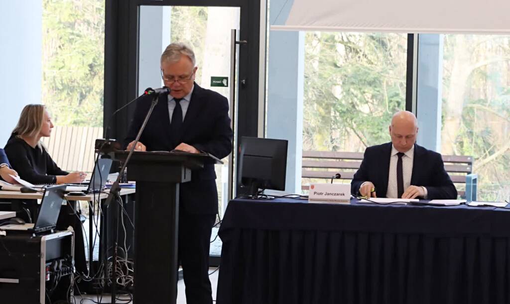 EAttachments921456542d61b50dfd69d37558f219b98060dc4 xl