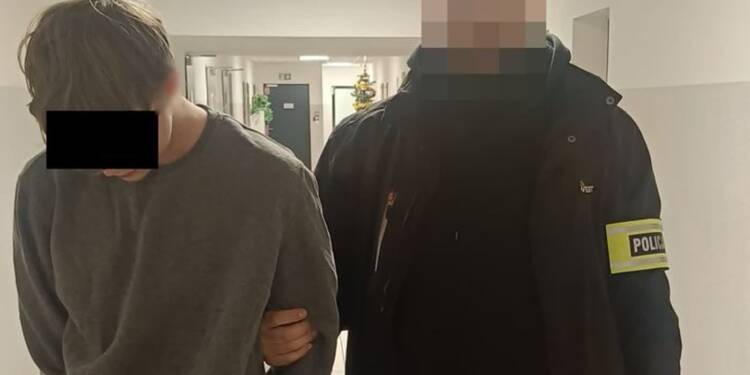 EAttachments92160735e26f3a22cdbc088d5ea5ab680a08770 xl