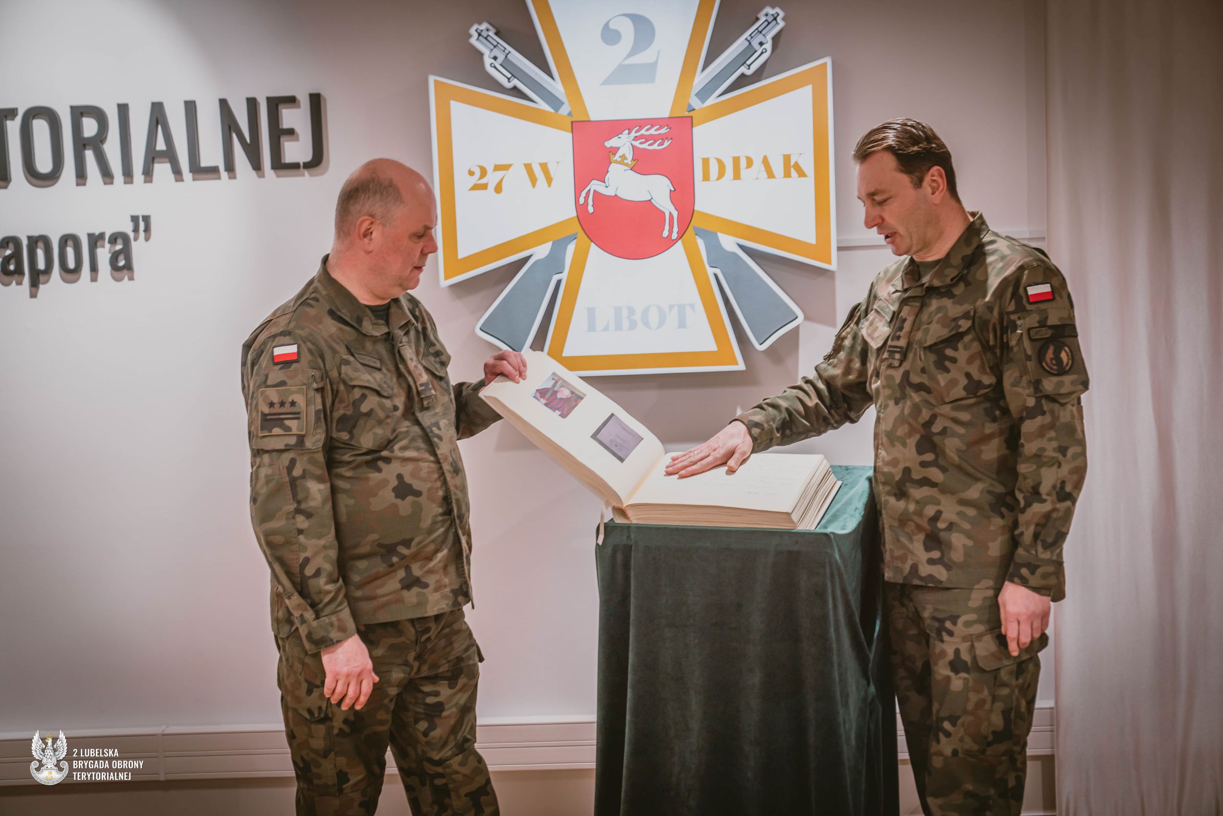 2LBOT Księga Pokoleń_1.jpg