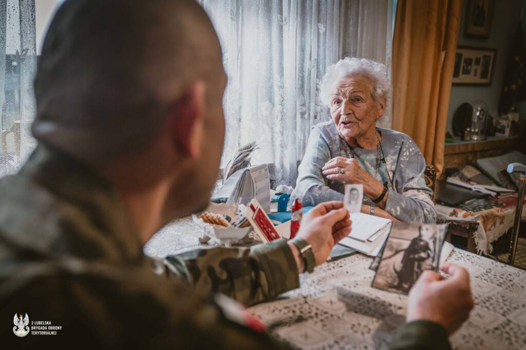 EAttachments9217932ecc8ff7d71b411c831a8c905fda00744