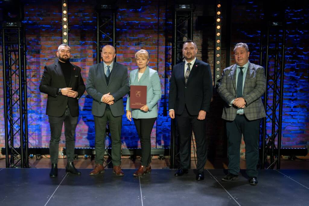 EAttachments9225737b890c7e01cb4e2e5b24916ab17b5974d xl