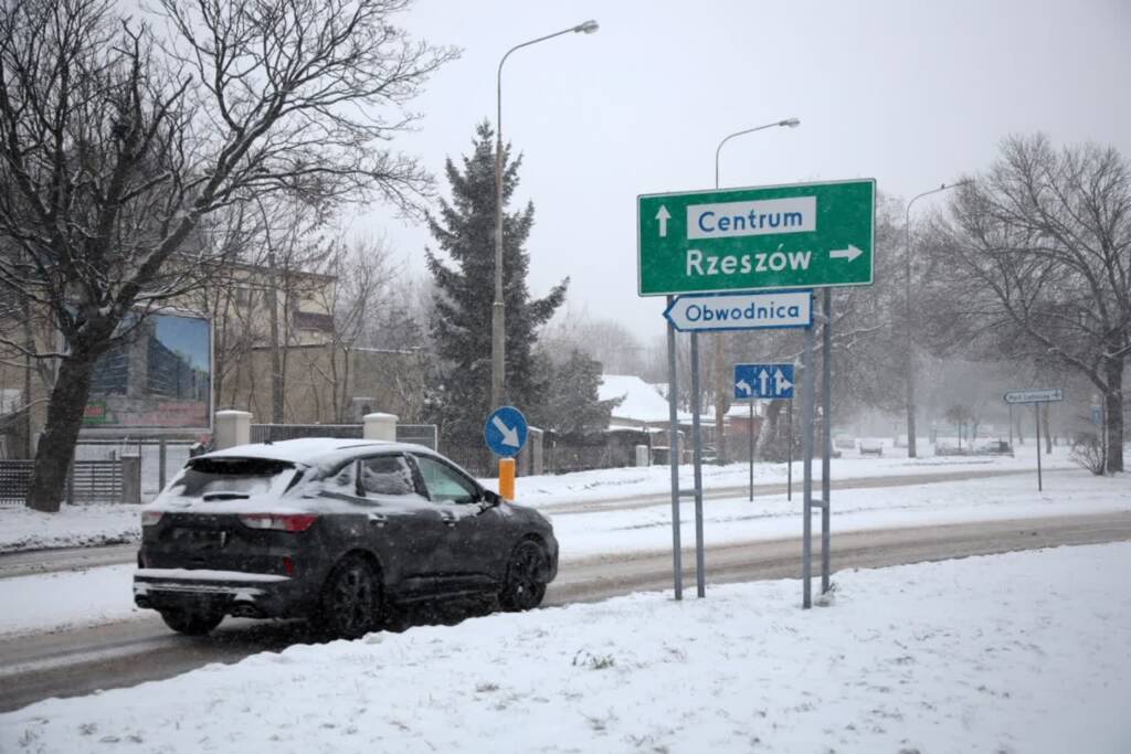 Zima na drogach regionu. Pogoda daje się we znaki kierowcom 3 EAttachments9227050daf0a3f97550d34cea3e2dfb8bf3d603 xl