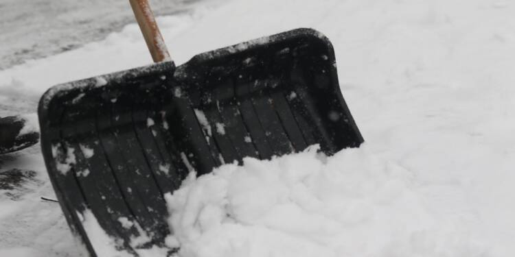 2021.01.25. LUBLIN . ODŚNIEŻANIE ULIC . WROTKOW . FOT. PIOTR MICHALSKI