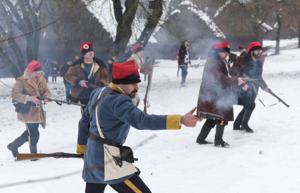 EAttachments68588172f5bf9cfd1fac9a0286b21bd95e5f941