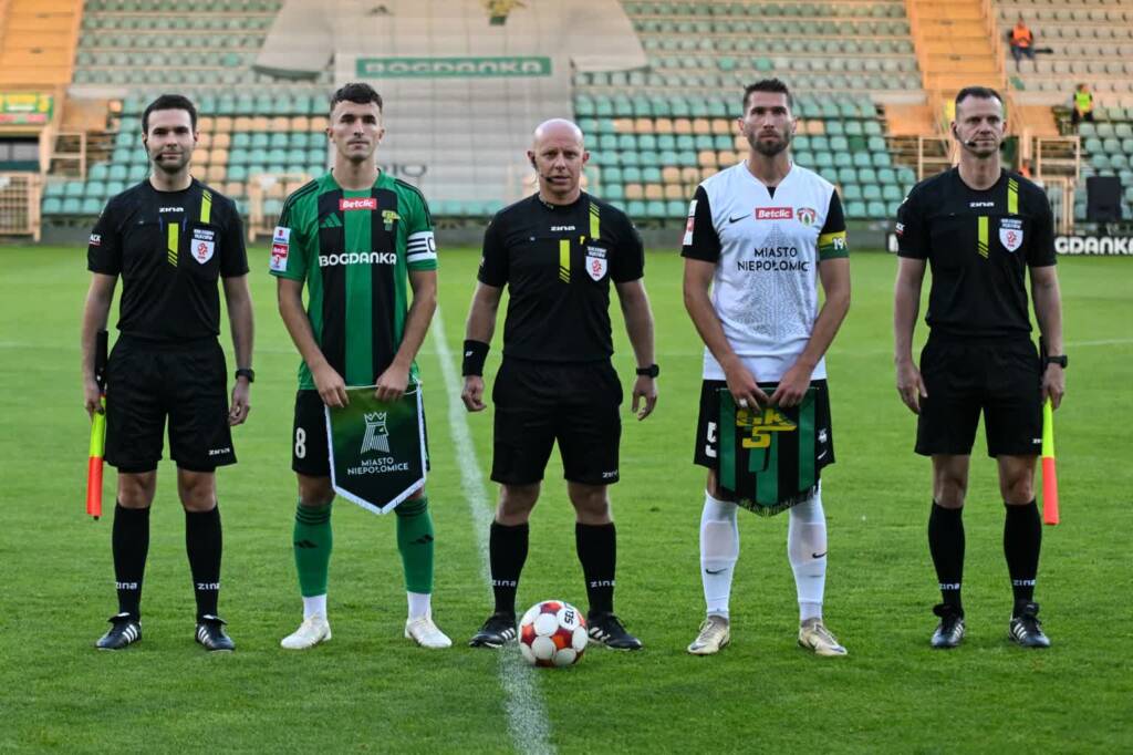 Kapitan Górnika Łęczna: Drużyna zaczyna rok z nową energią 1 EAttachments888563699a274786065c88622632f3dace9411f xl