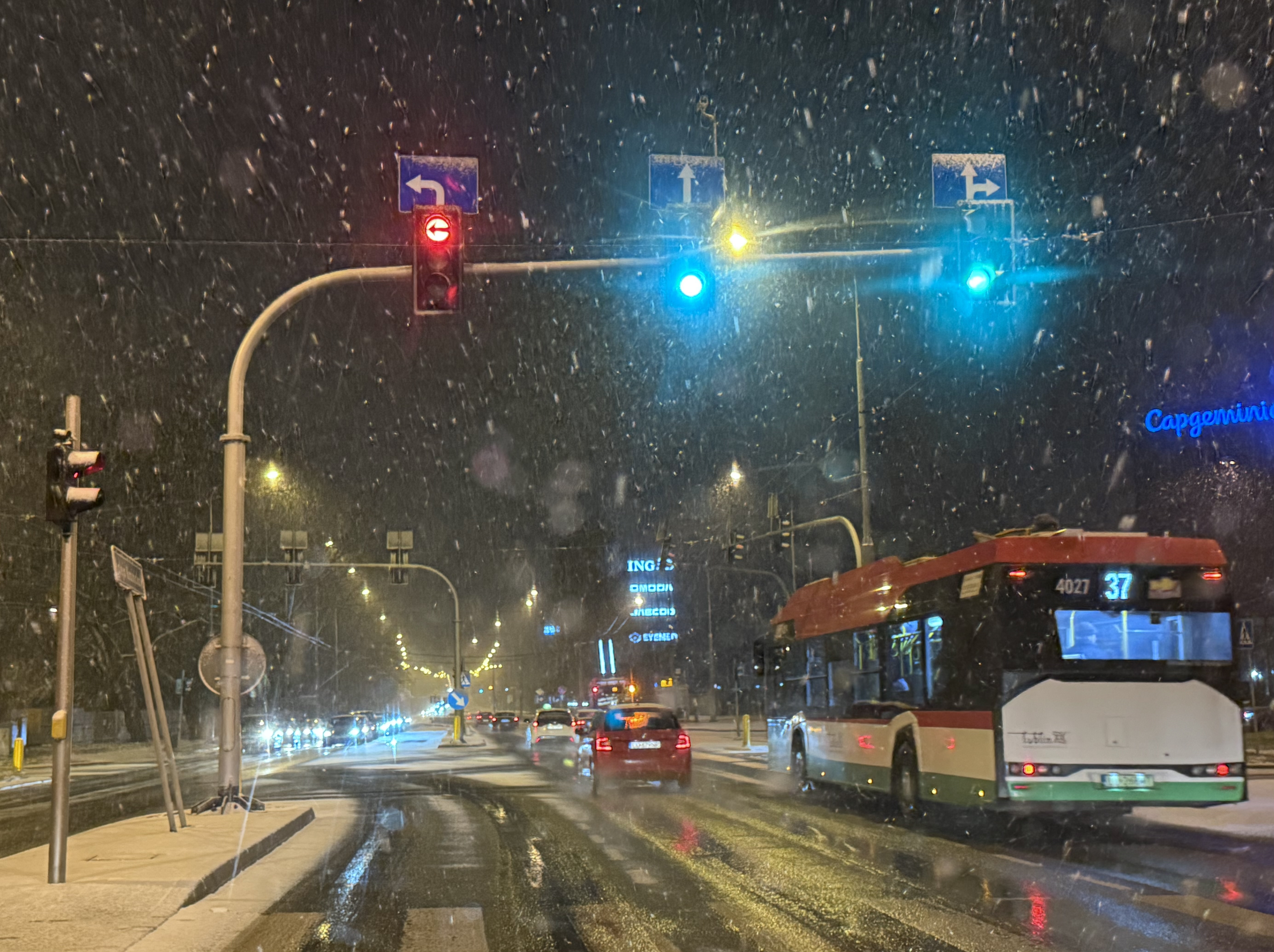 Stwarza szereg zagrożeń! Do regionu zbliża się niebezpieczna pogoda