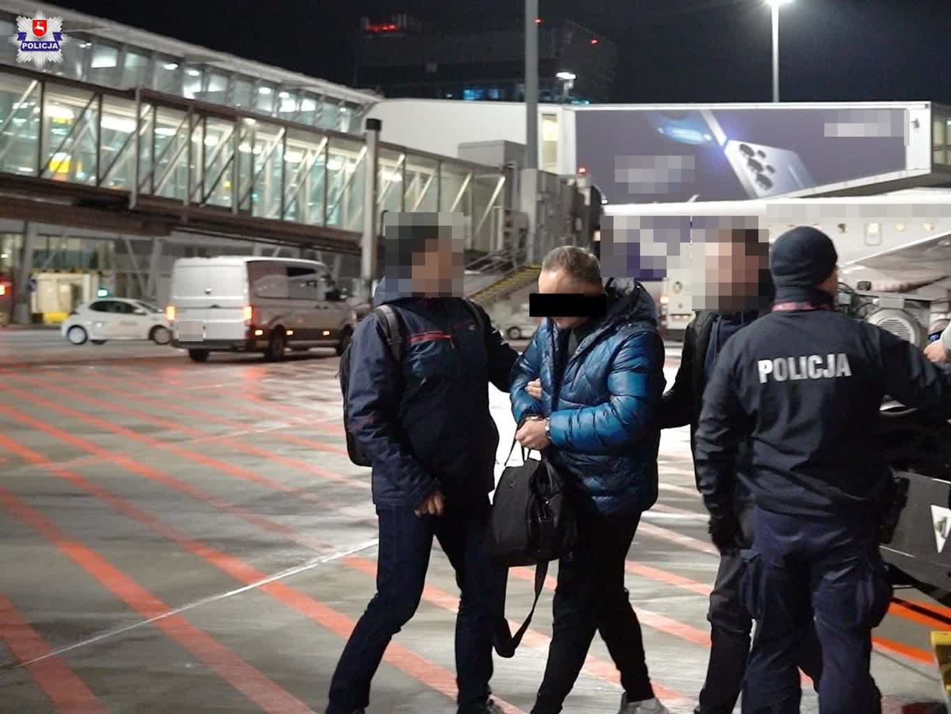 Poszukiwany za przestępstwa skarbowe 42-latek z Hrubieszowa w rękach „łowców głów” [ZDJĘCIA, WIDEO]