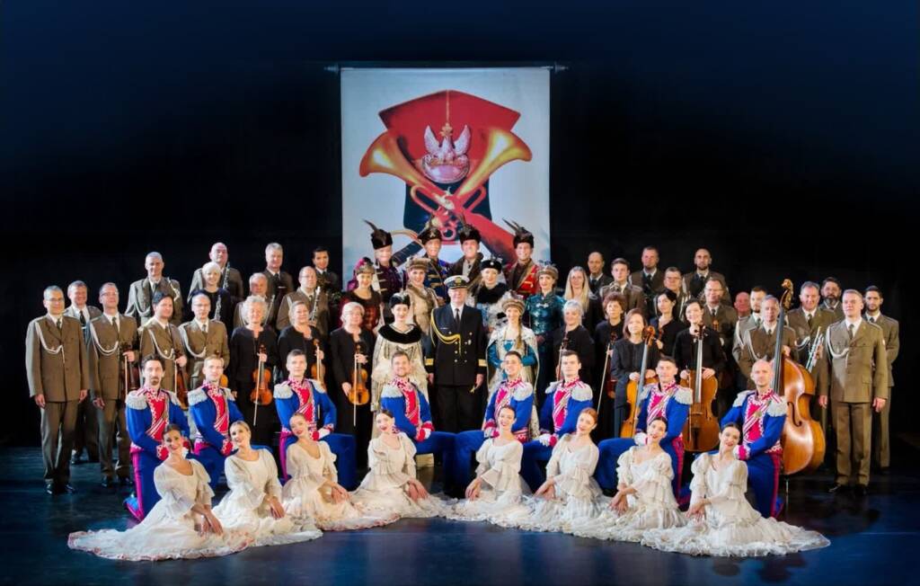 Artyści w mundurach w bożonarodzeniowym repertuarze 2 EAttachments9253824302e95d3ab60a0dc920f81f9f14142b3 xl