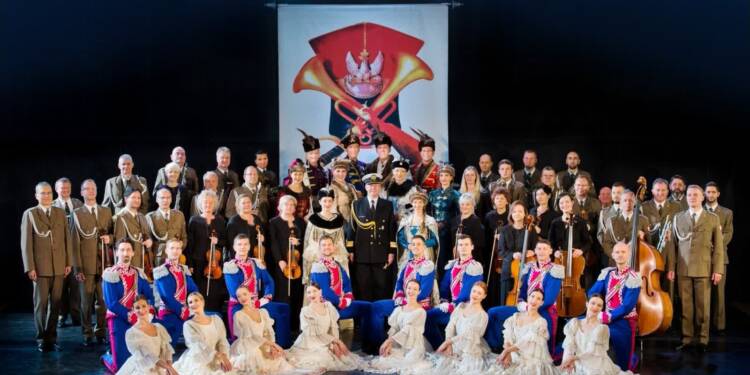 Artyści w mundurach w bożonarodzeniowym repertuarze 1 EAttachments9253824302e95d3ab60a0dc920f81f9f14142b3 xl