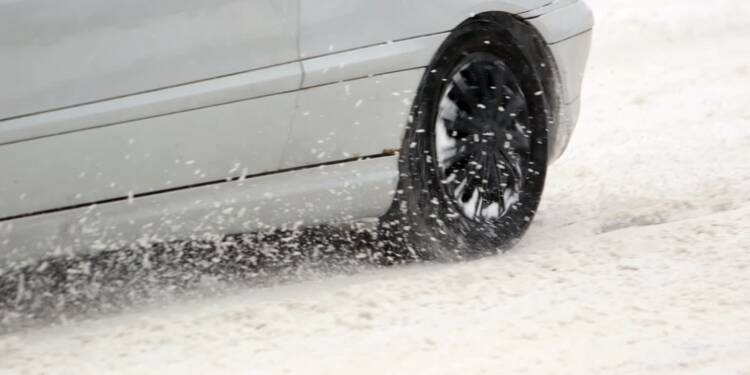 Jeden pas zablokowany na S19. Auto uderzyło w bariery 1 EAttachments92585489ab7510d15777d8f01c5ea54962f22c3 xl