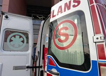 Więcej pracy dla ratowników. Śnieg i śliskie chodniki utrudniają dojazdy 4 EAttachments9259140408cce2c81dbd1fa59b44711a47fb9b2 xl