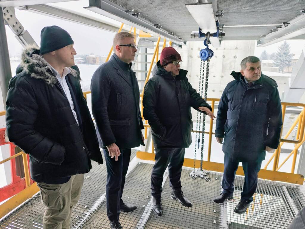 EAttachments9263218a54b64229c6c1fa1a92c28c85f7b9ef8