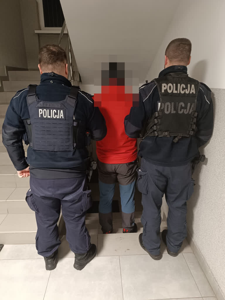 Gnojowica i groźby przed domem ministra. Mieszkaniec Lubelskiego w areszcie 2 130-283808.jpg