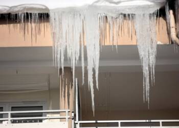 Niebezpieczne sople. Straż Miejska interweniuje 2 EAttachments9268996224353506db1befd4ff7cc5bfedcfde5 xl