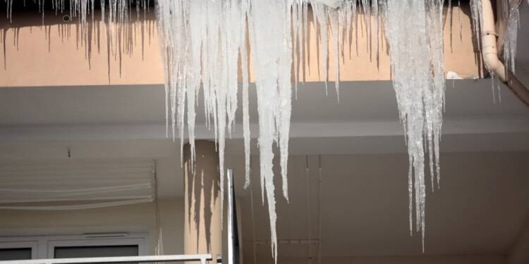 Niebezpieczne sople. Straż Miejska interweniuje 1 EAttachments9268996224353506db1befd4ff7cc5bfedcfde5 xl