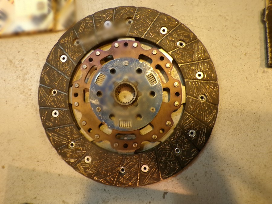 Przemycała części samochodowe. Kobieta zatrzymana na przejściu granicznym