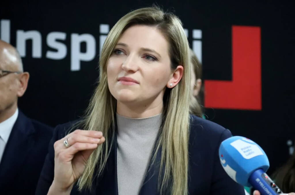 EAttachments92779372aac534e38fa6f465461c9391c4de40a xl