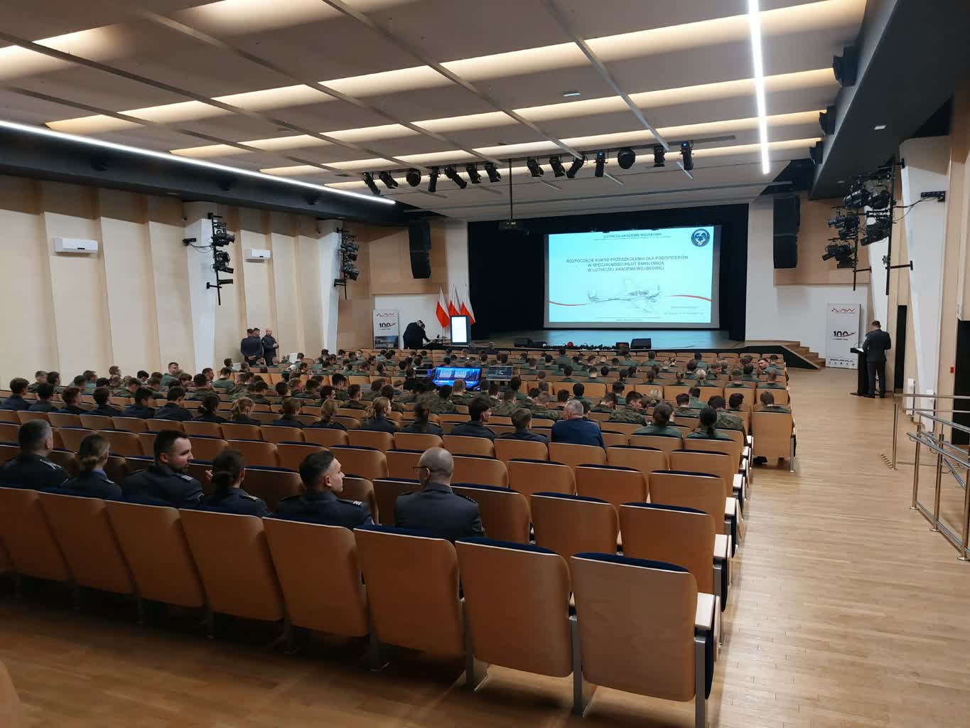 Mistrzowie Apache! Podoficerowie rozpoczynają elitarną drogę do kokpitu 2 615881359_743414215058208_8477777368561614325_n.jpg