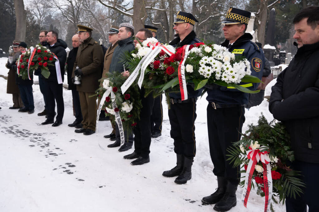 EAttachments92902692ced3de605b667a91127664a28d2a039 xl