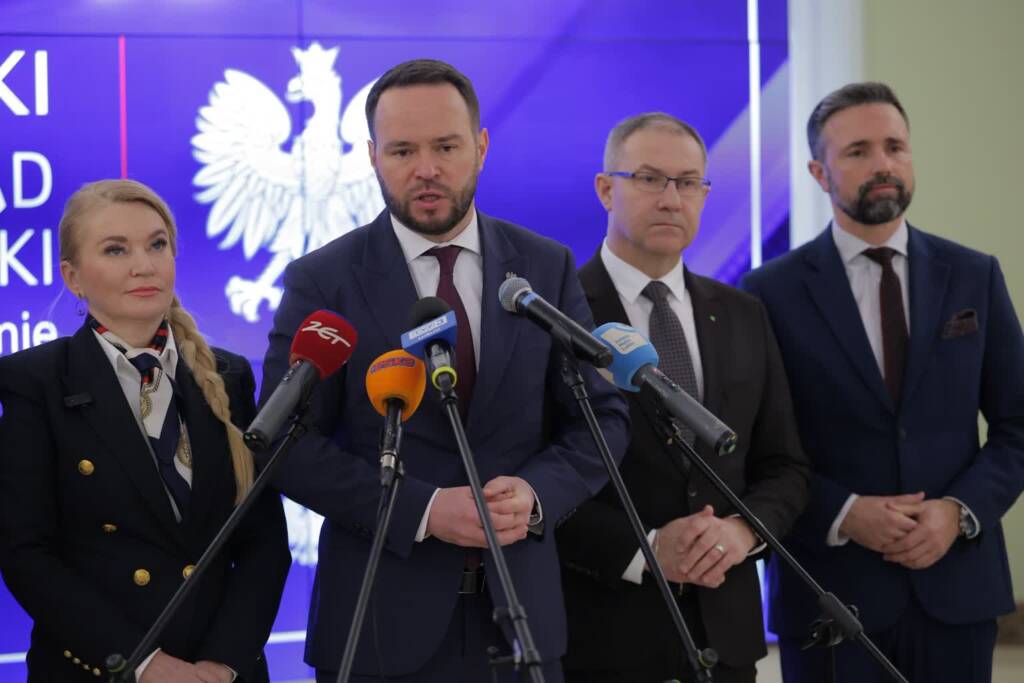 EAttachments9291627ebe39ee1888d172cdd603b0b0f05c602 xl