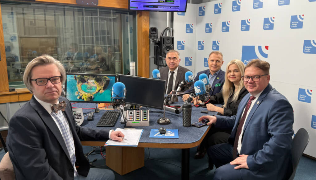 EAttachments9305307c2c35ed4efe91c335090f69905b07527 xl