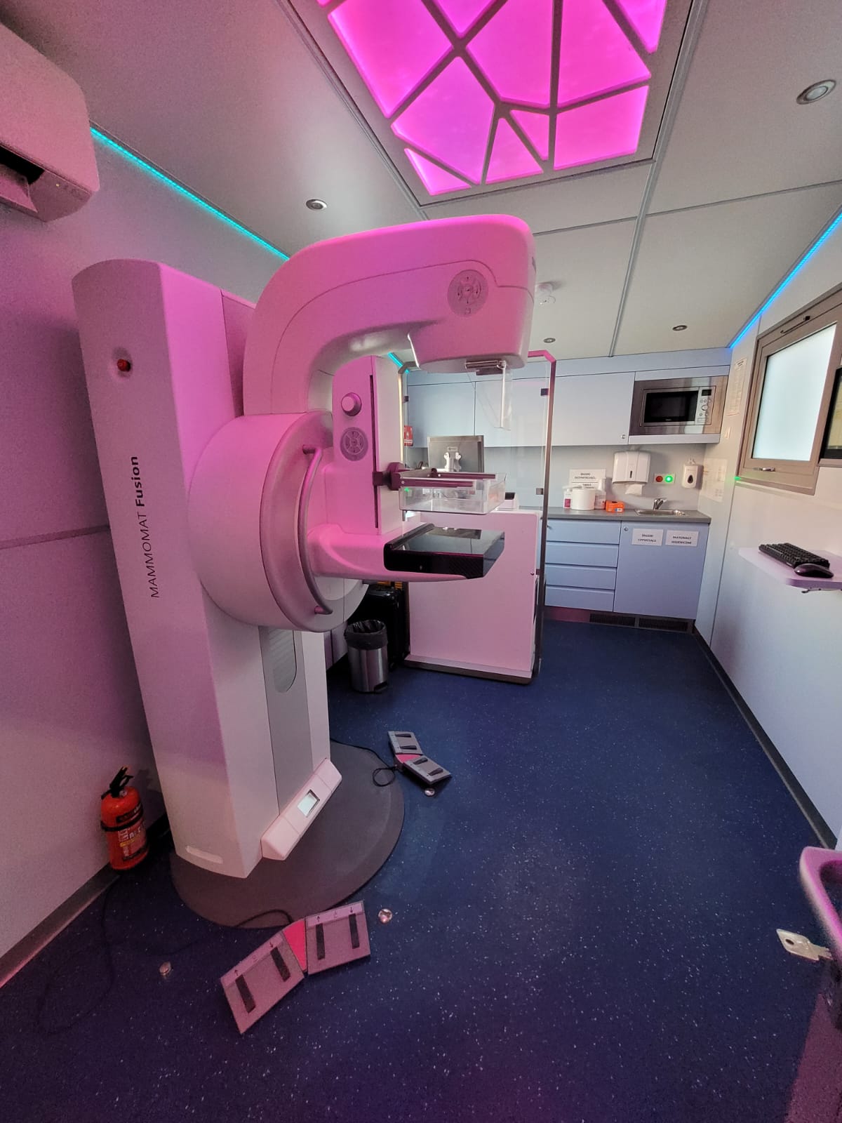 mat. prasowe (2).jpg